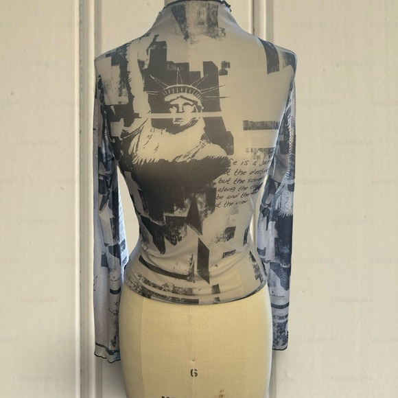 SHEIN Tops - SHEIN Statue Of Liberty Sheer Mesh Graphic Top Women's Size Small y2k 90s